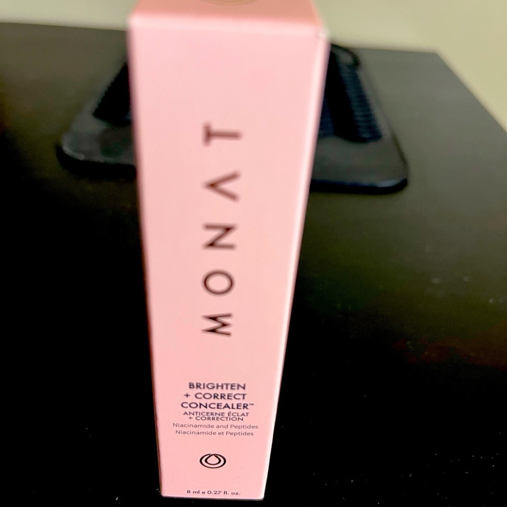 MONAT brighten and correct concealer: medium tan